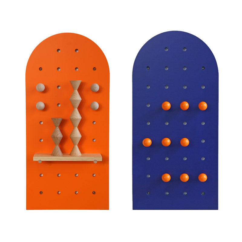 Wall Mounted Display – D Capsule